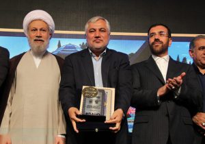 کمیته امداد امام خمینی(ره) فارس دستگاه برتر در جشنواره شهید رجایی شد
