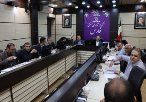 الزام واحدهای صنعتی فارس به پایان‌کار و پروانه بهره‌برداری