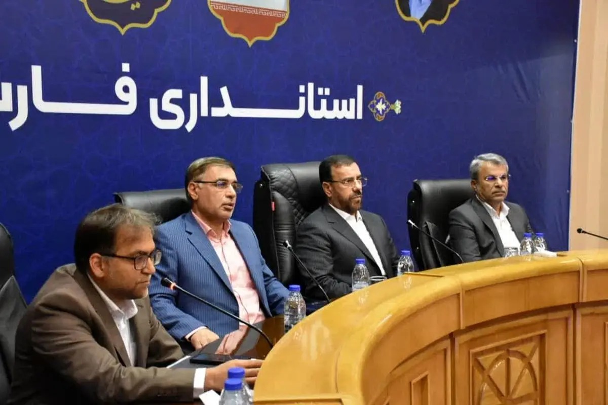 سهم بیش از ۴۰ درصدی صنایع بزرگ‌ استان در اشتغال 