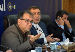 بانک‌ها و دستگاه‌های اجرایی ملزم به همراهی برای رفع موانع تولید در فارس
