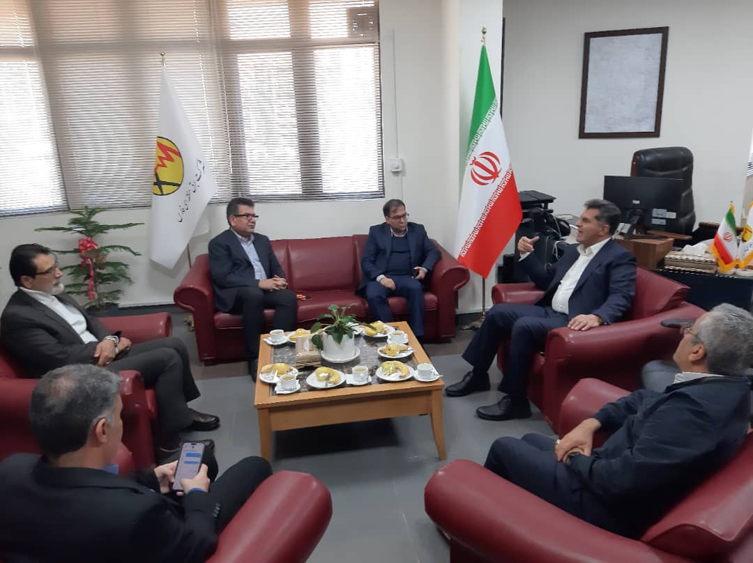 توسعه نیروگاه‌های خورشیدی و تقویت مسئولیت اجتماعی