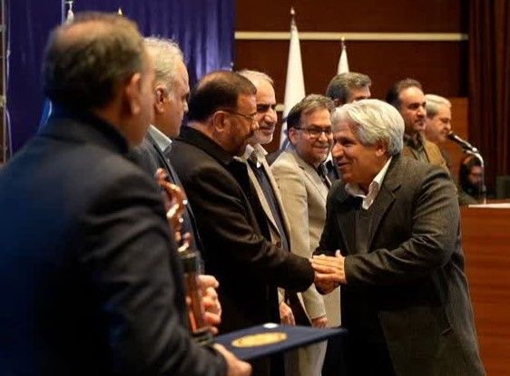 پتروشیمی شیراز صادرکننده نمونه برتر فارس در سال ۱۴۰۴