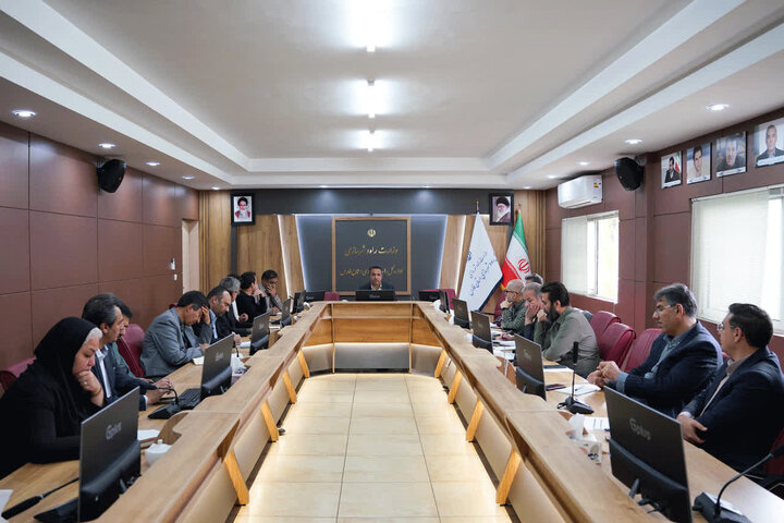 فارس روی ریل توسعه؛۷۰۰ کیلومتر راهسازی و ۱۰۰هزار واحد مسکونی در مسیر تکمیل 