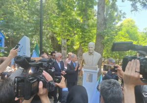 گذر نخبگان و مفاخر فارس در باغ ارم راه اندازی شد