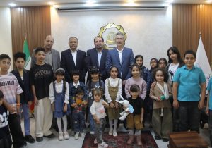 مشق دلتنگی کودکان شیرازی برای شهدای میناب